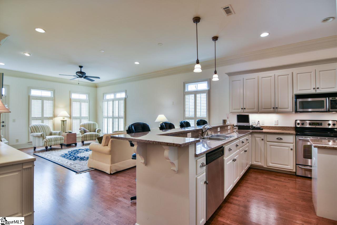 101 Rivoli Lane Greenville, SC 29615 - Photo 8 of 34