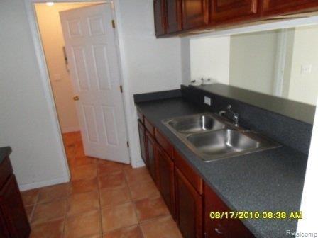 20626 Dunham Road Clinton Township, MI 48038 - Photo 2 of 13 kit v1