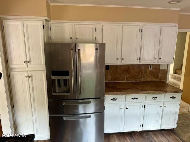 164 Tuthill Road Waymart, PA 18472 - Photo 13 of 33 a kitchen with granite countertop a refrigerator and a stove top oven
