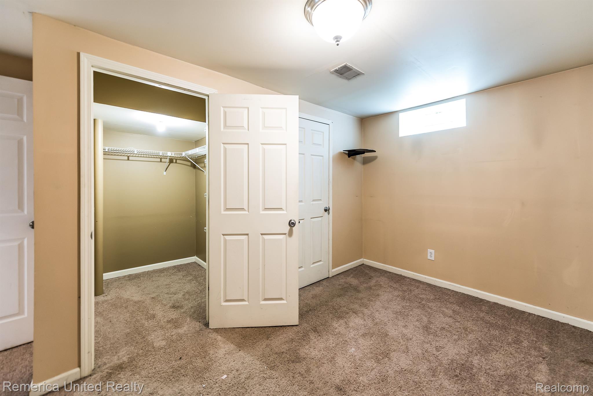 3500 East Schafer Road Howell, MI 48843 - Photo 26 of 37 Gallery Image 26