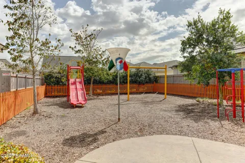 $245,000 | 116 Laurel Grove Boulevard, Youngsville, LA 70592