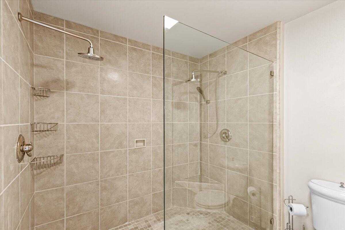 4002 Dry Creek Road Medford, OR 97504 - Photo 20 of 45