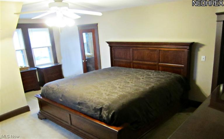 987 Roanoke Road Cleveland Heights, OH 44121 - Photo 12 of 25