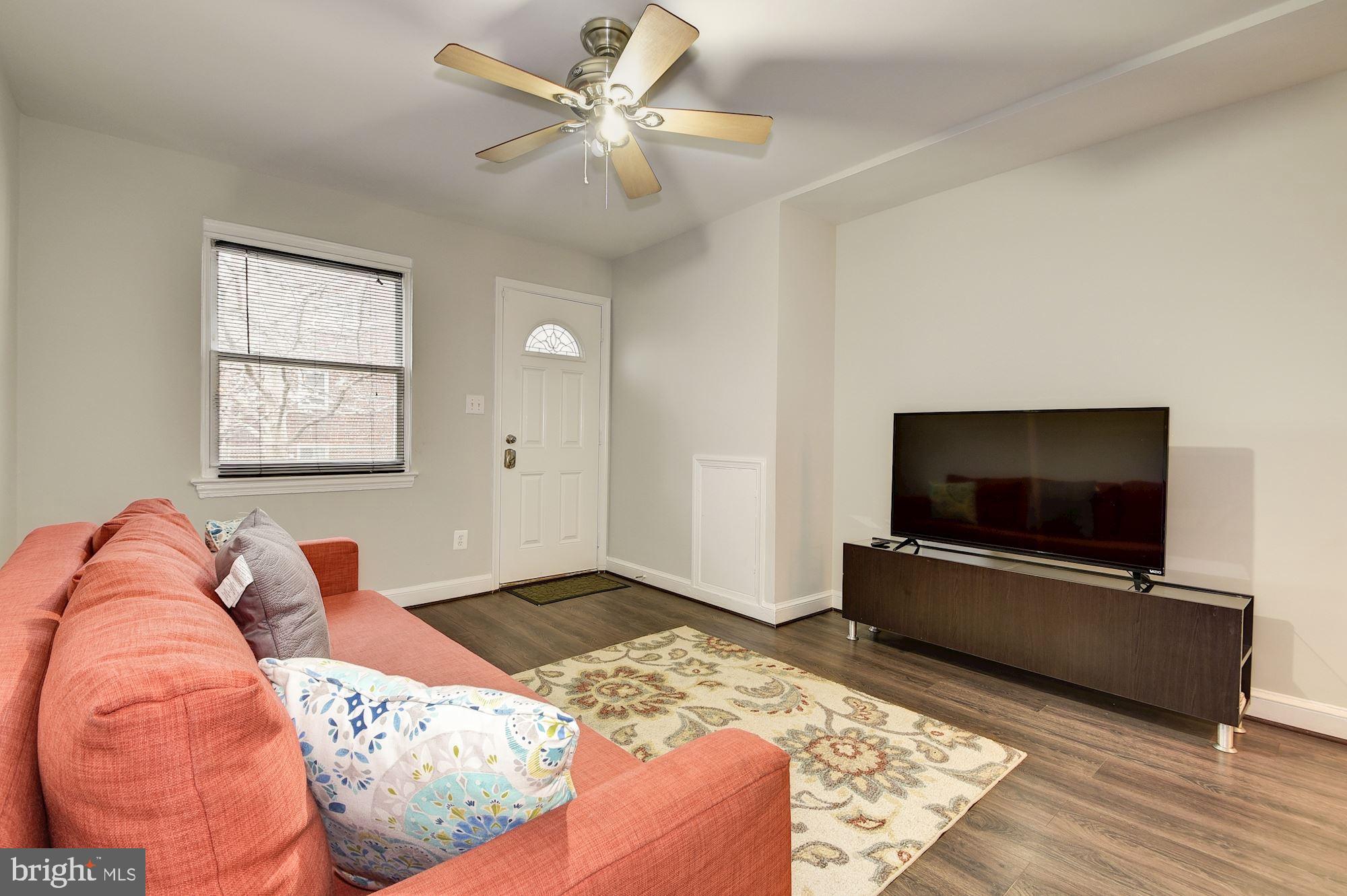 1908 E Street Northeast Washington, DC 20002 - Photo 4 of 12 Lower unit living room