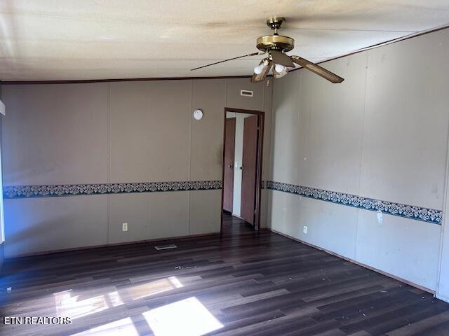 445 West Broad Street Clinton, TN 37716 - Photo 3 of 18 IMG_5765