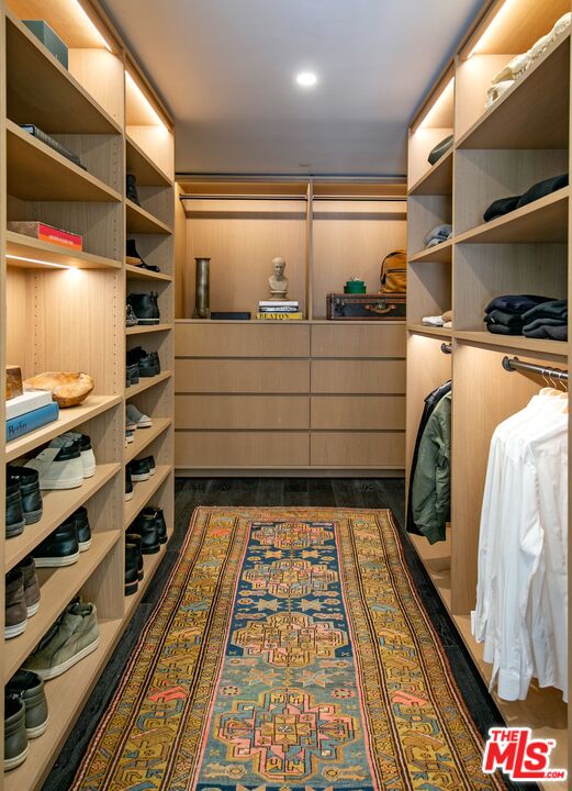 1731 Rising Glen Road Los Angeles, CA 90069 - Photo 14 of 28