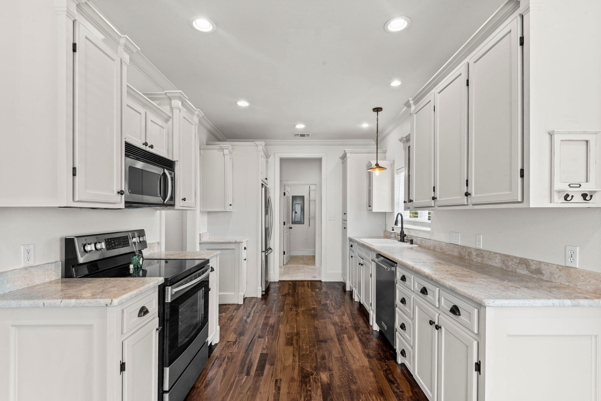 187 7th Street Santa Rosa Beach, FL 32459 - Photo 10 of 47 Kitchen to Laundry