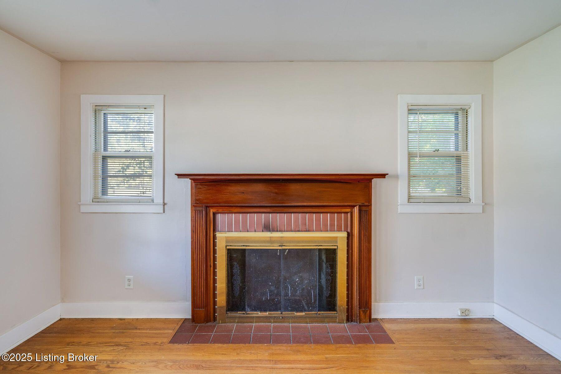 1854 Farnsley Road Louisville, KY 40216 - Photo 5 of 41 photo_online_004
