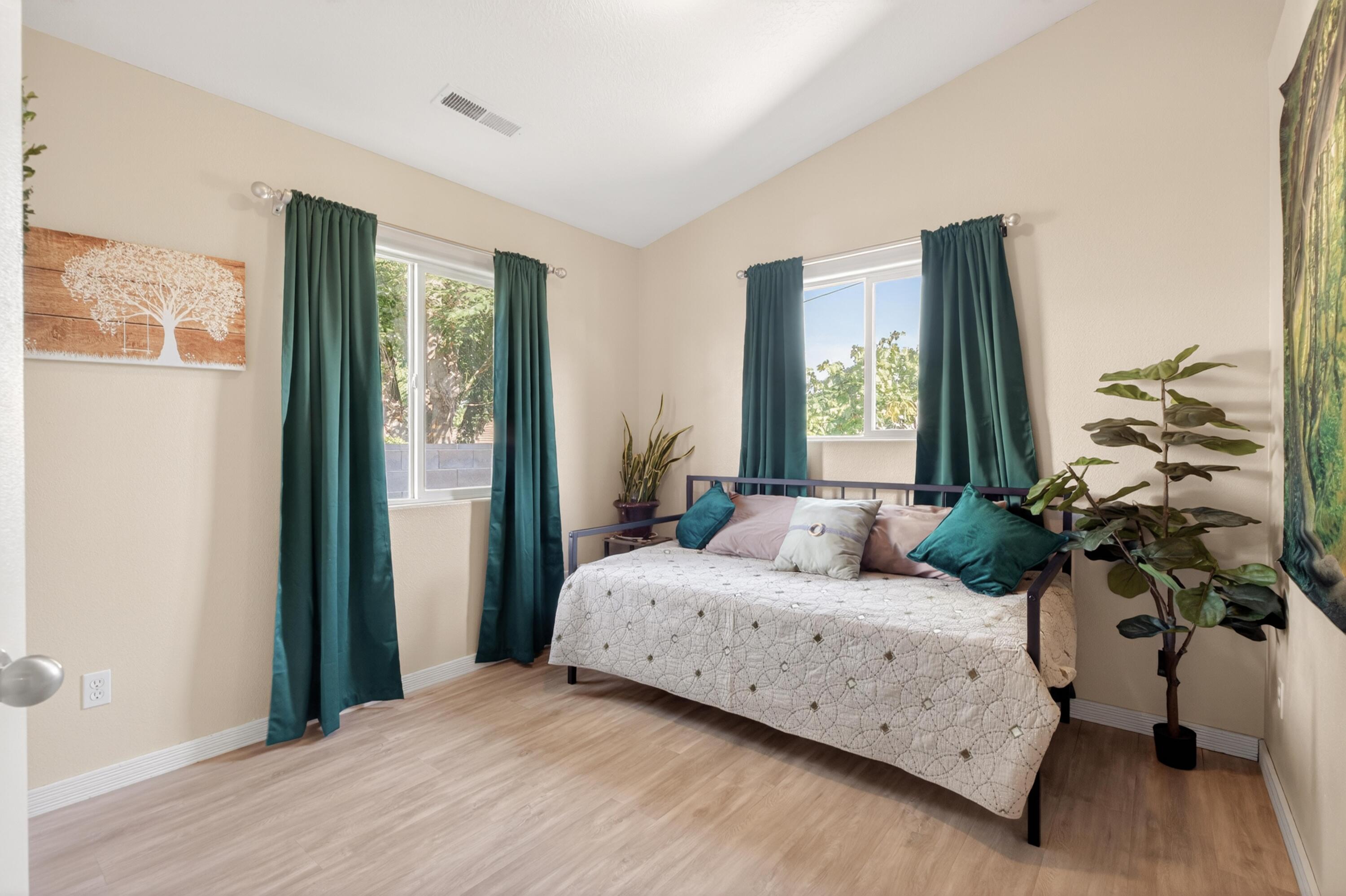 554 East 200 South, Unit 10 St. George, UT 84770 - Photo 13 of 21 2nd bedroom