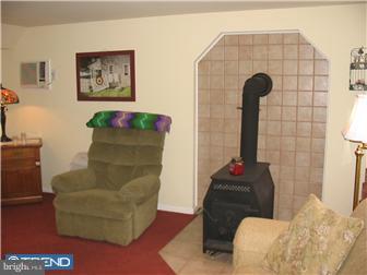 53 Ervin Road Pipersville, PA 18947 - Photo 8 of 10 Living Room