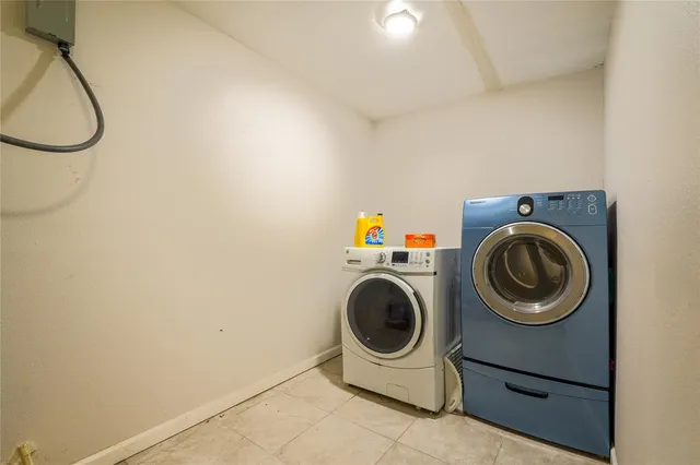 $249,900 | 200 Greenbriar Drive, Robinson, TX 76706