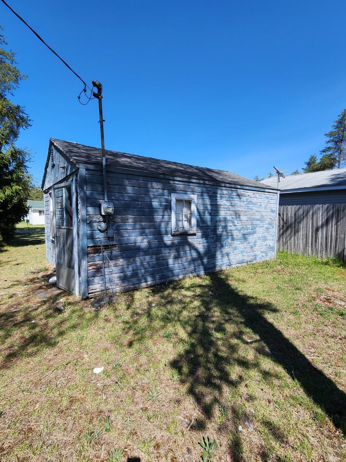 9895 West Carter Road St. Helen, MI 48656 - Photo 7 of 9 Gallery Image 7