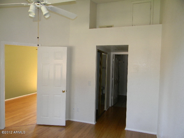 170 East Guadalupe Road, Unit 52 Gilbert, AZ 85234 - Photo 8 of 13 023-328012 Bedroom