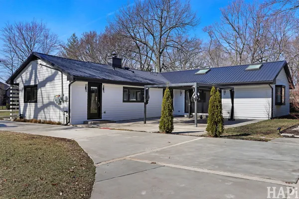 $699,000 | 2913 Jackson Drive, Wheeling, IL 60090