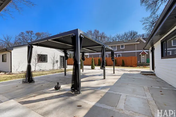 $699,000 | 2913 Jackson Drive, Wheeling, IL 60090