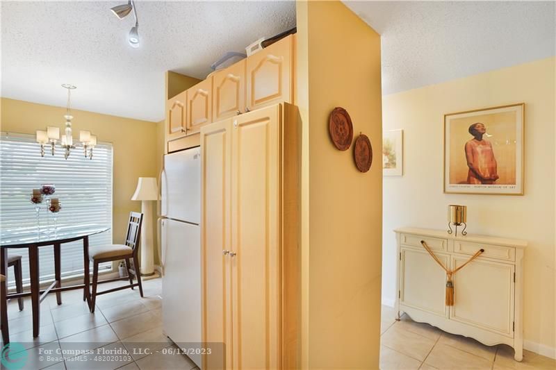 8625 Boca Drive, Unit 12 Boca Raton, FL 33433 - Photo 7 of 42 a bathroom with a shower
