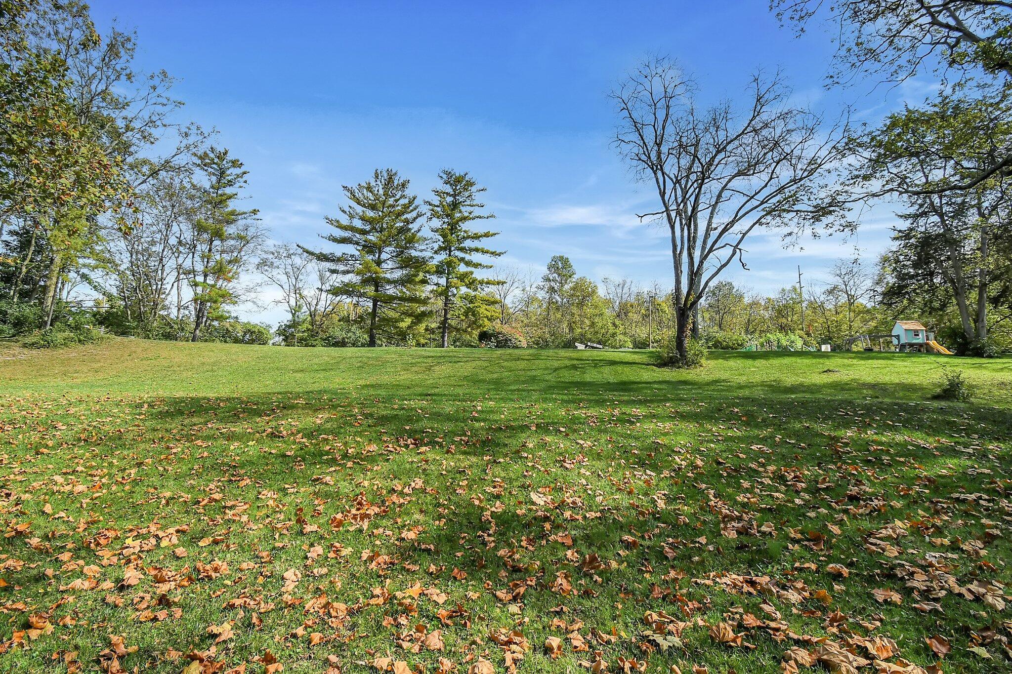 7845 Riverside Drive Dublin, OH 43016 - Photo 17 of 17 46-web-or-mls-7827-riverside-dr