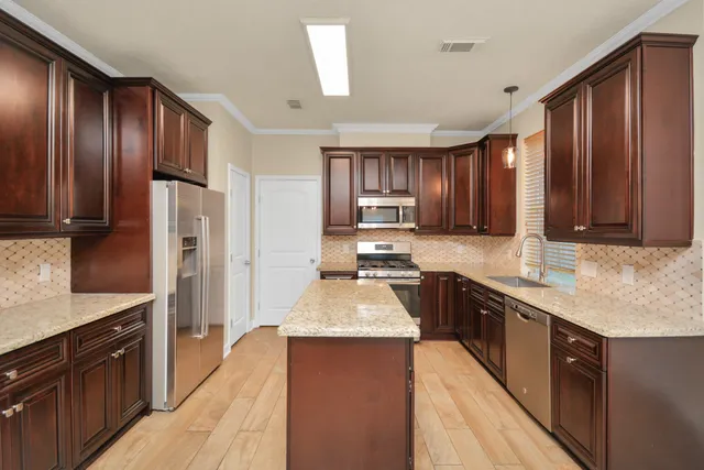 $2,850 | 20210 Black Canyon Drive, Katy, TX 77450