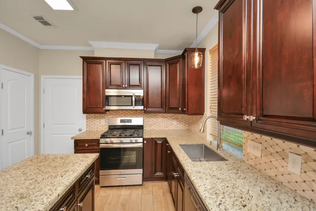 $2,850 | 20210 Black Canyon Drive, Katy, TX 77450