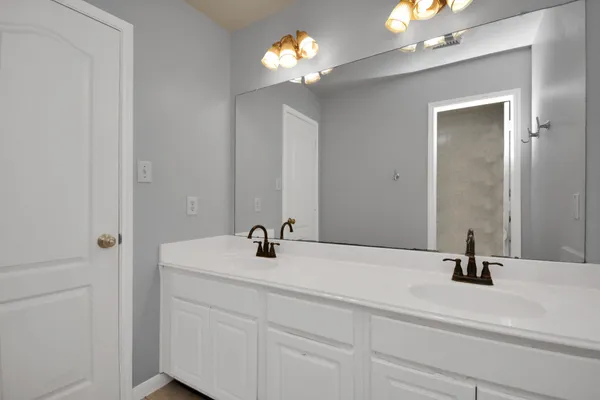 $2,800 | 20210 Black Canyon Drive, Katy, TX 77450