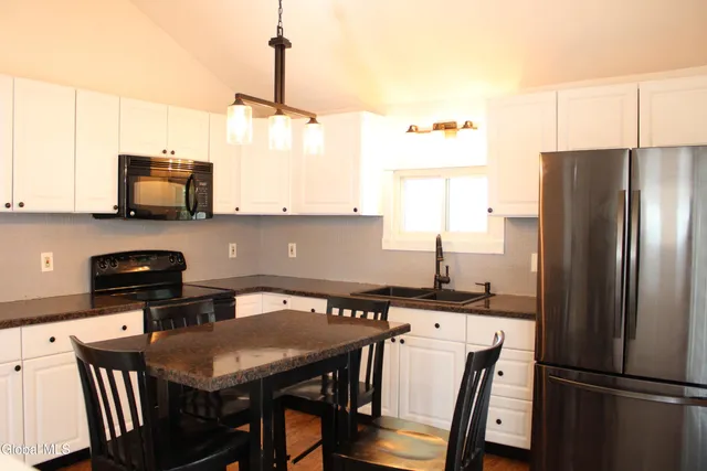 $259,200 | 7 Wendell Street, Rensselaer, NY 12144