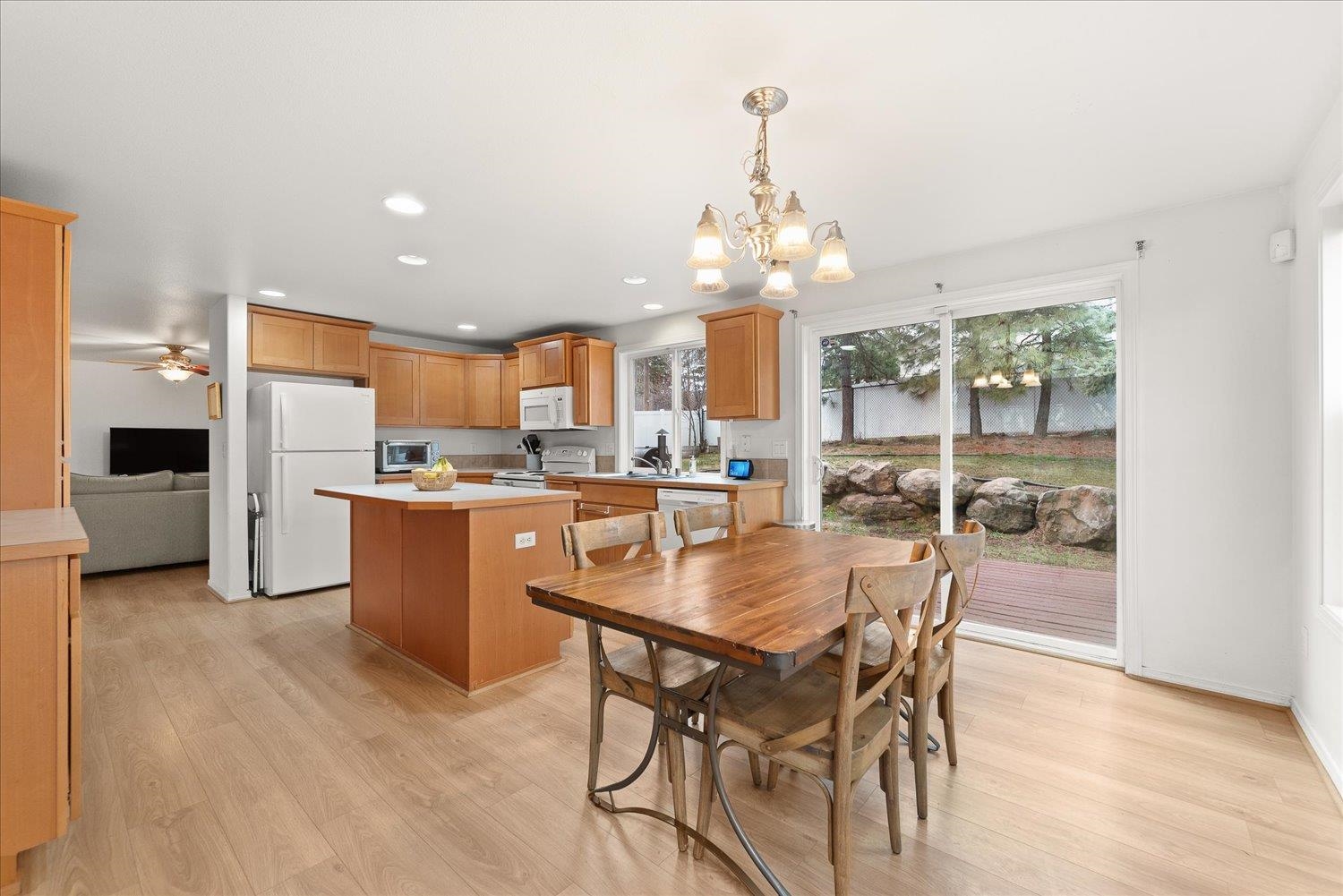 1626 5th Street Cheney, WA 99004 - Photo 5 of 29