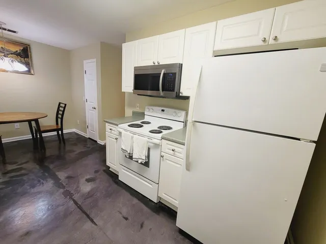 $1,700 | 1926 Fannie Drive, Unit 2, Tallahassee, FL 32303