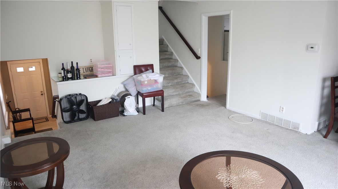4213 Stonehaven Road Cleveland, OH 44121 - Photo 5 of 21