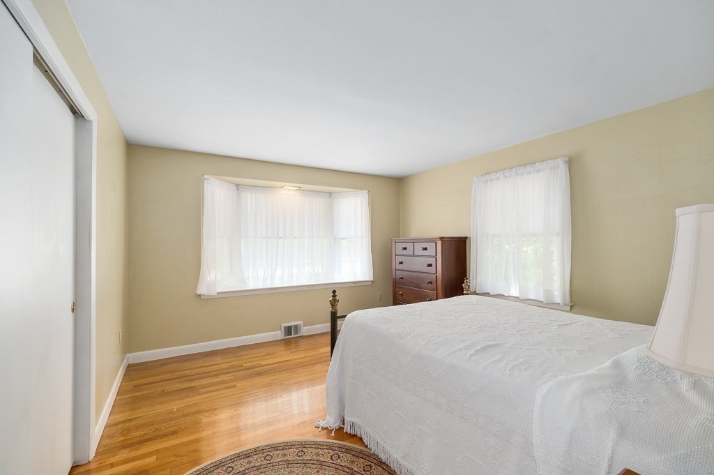 173 Main Street Rockport, MA 01966 - Photo 20 of 31