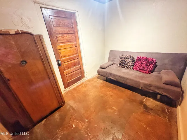 $130,000 | 309 Issaquena Avenue, Clarksdale, MS 38614