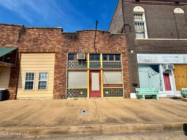 $130,000 | 309 Issaquena Avenue, Clarksdale, MS 38614