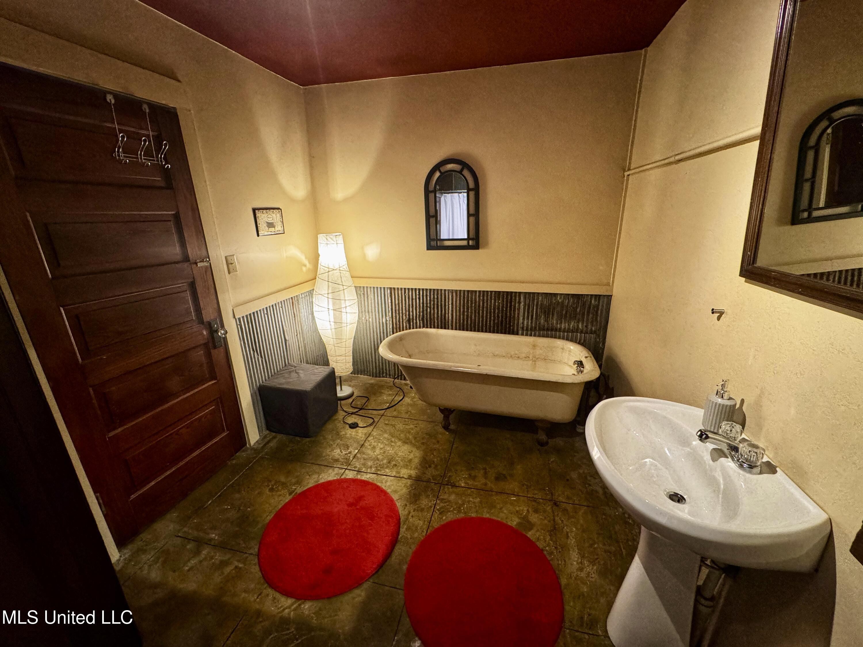 309 Issaquena Avenue Clarksdale, MS 38614 - Photo 6 of 15 IMG_8653