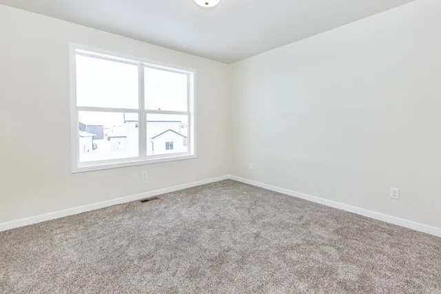 $3,350 | 5476 Lori Lane West, West Fargo, ND 58078