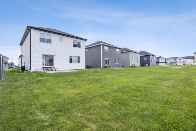 $3,350 | 5476 Lori Lane West, West Fargo, ND 58078