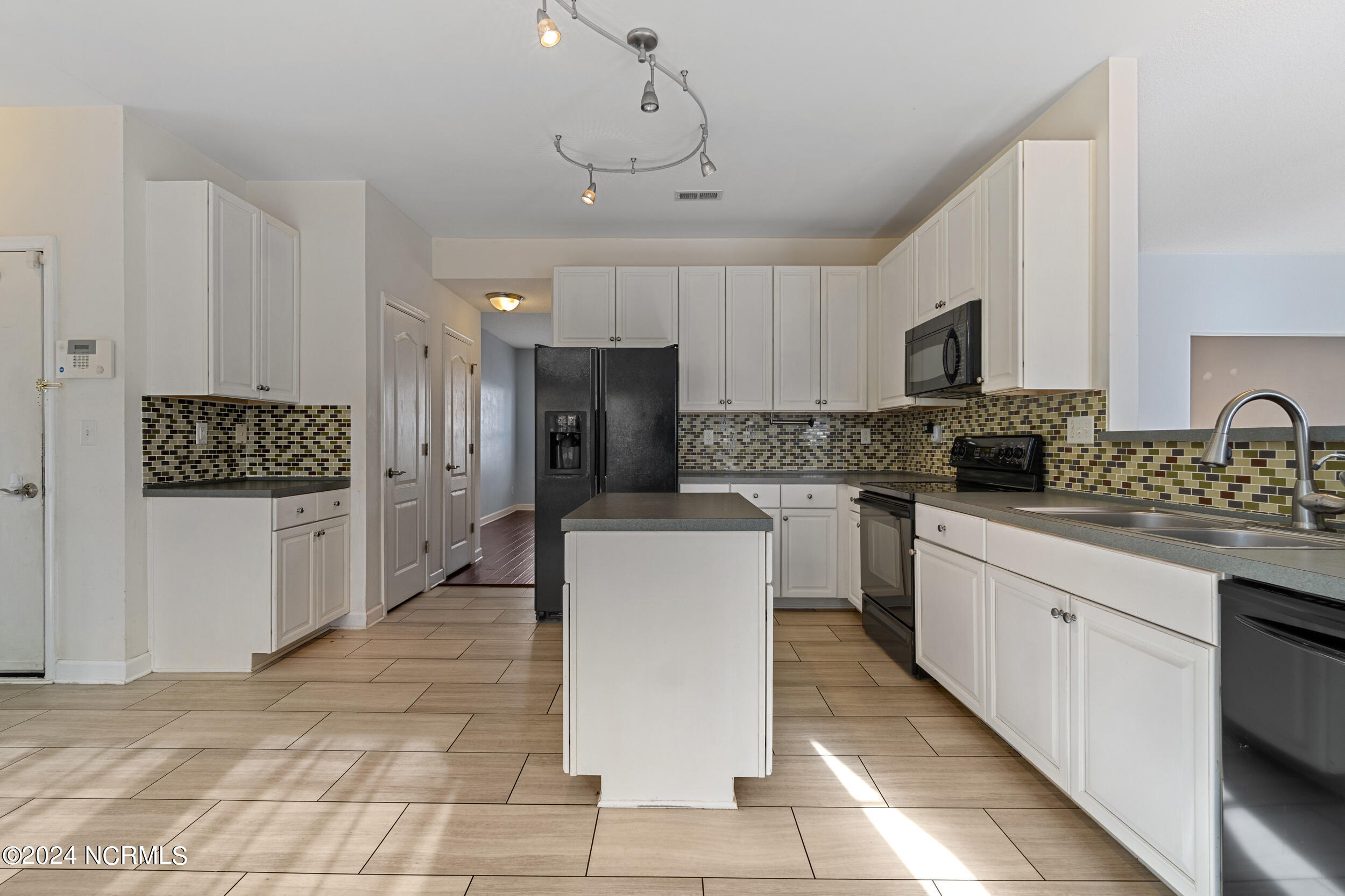 292 Green View Road Moyock, NC 27958 - Photo 13 of 50 done_015