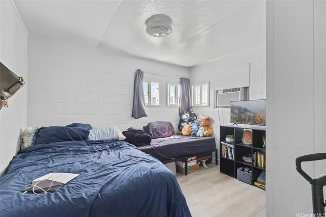 $2,850,000 | 404 Magellan Avenue, Honolulu, HI 96813