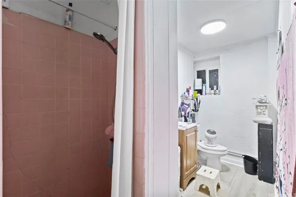 $2,300,000 | 404 Magellan Avenue, Honolulu, HI 96813