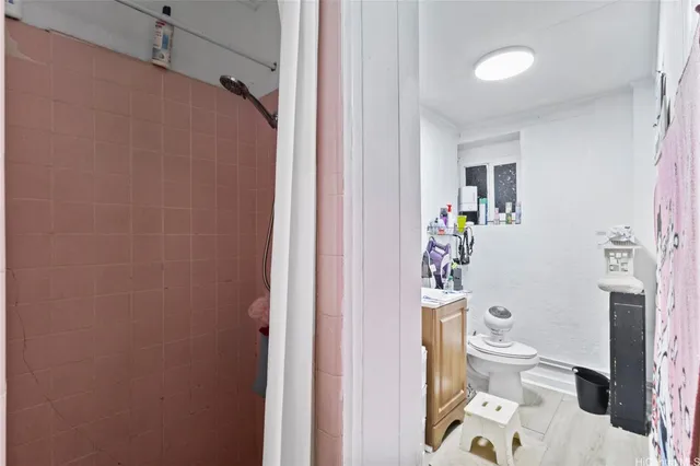 $2,850,000 | 404 Magellan Avenue, Honolulu, HI 96813