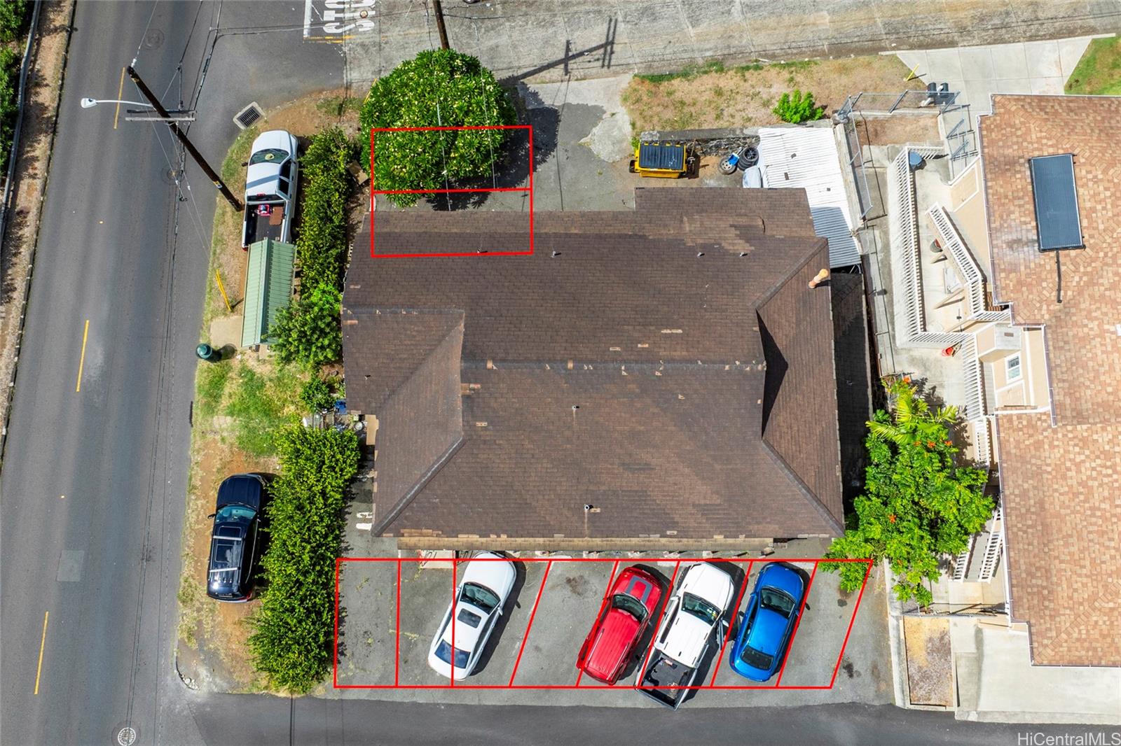 404 Magellan Avenue Honolulu, HI 96813 - Photo 3 of 23 Overhead View showing Parking 9 spots toal