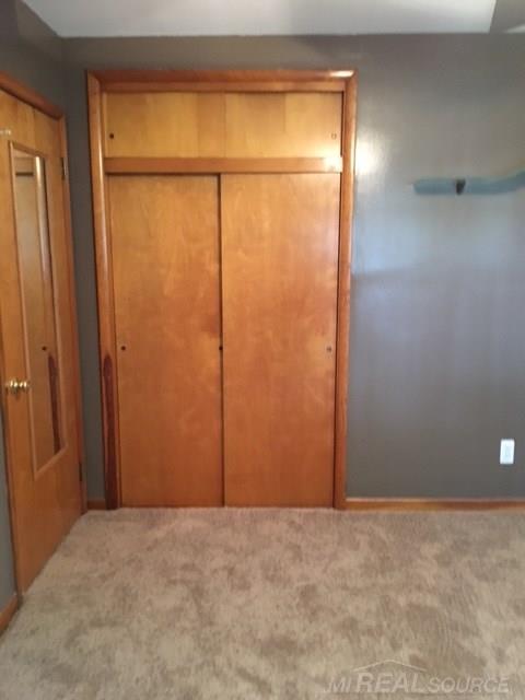 26220 Burg Road Warren, MI 48089 - Photo 30 of 65 31323416-29.JPG