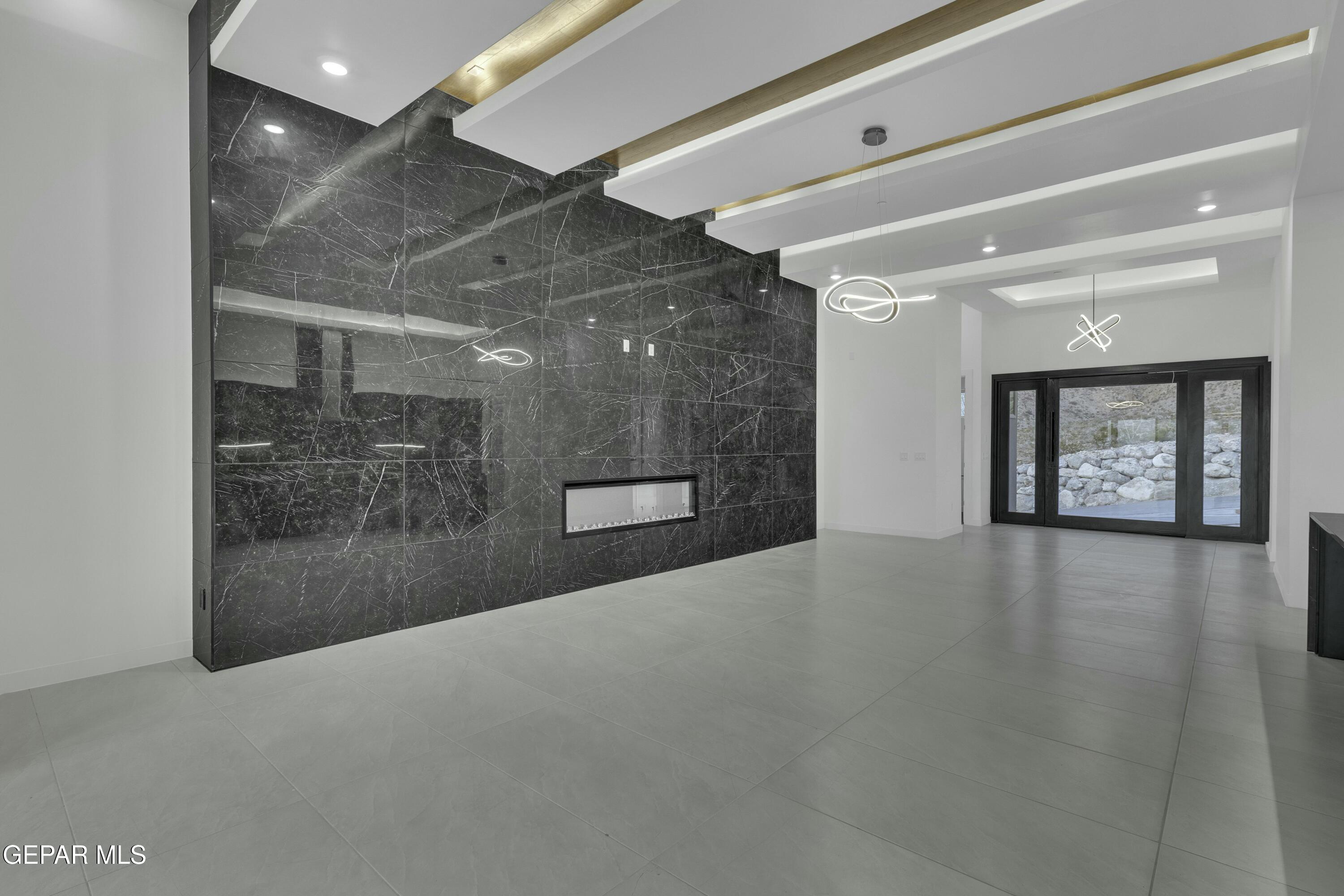 840 West Gate El Paso, TX 79932 - Photo 2 of 7 tempImagedEEYJq