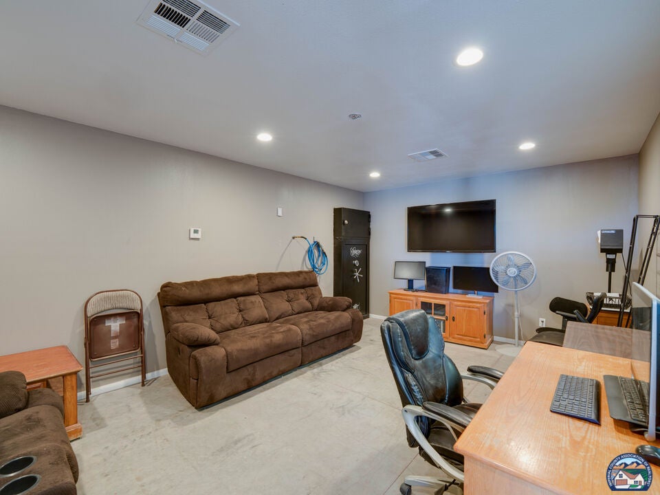 563 Neckel Road Imperial, CA 92251 - Photo 42 of 49 Gallery Image 42