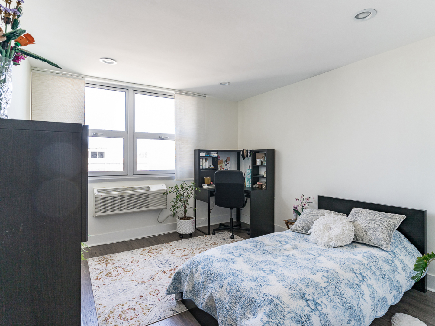6147 North Sheridan Road, Unit 30B Chicago, IL 60660 - Photo 15 of 22