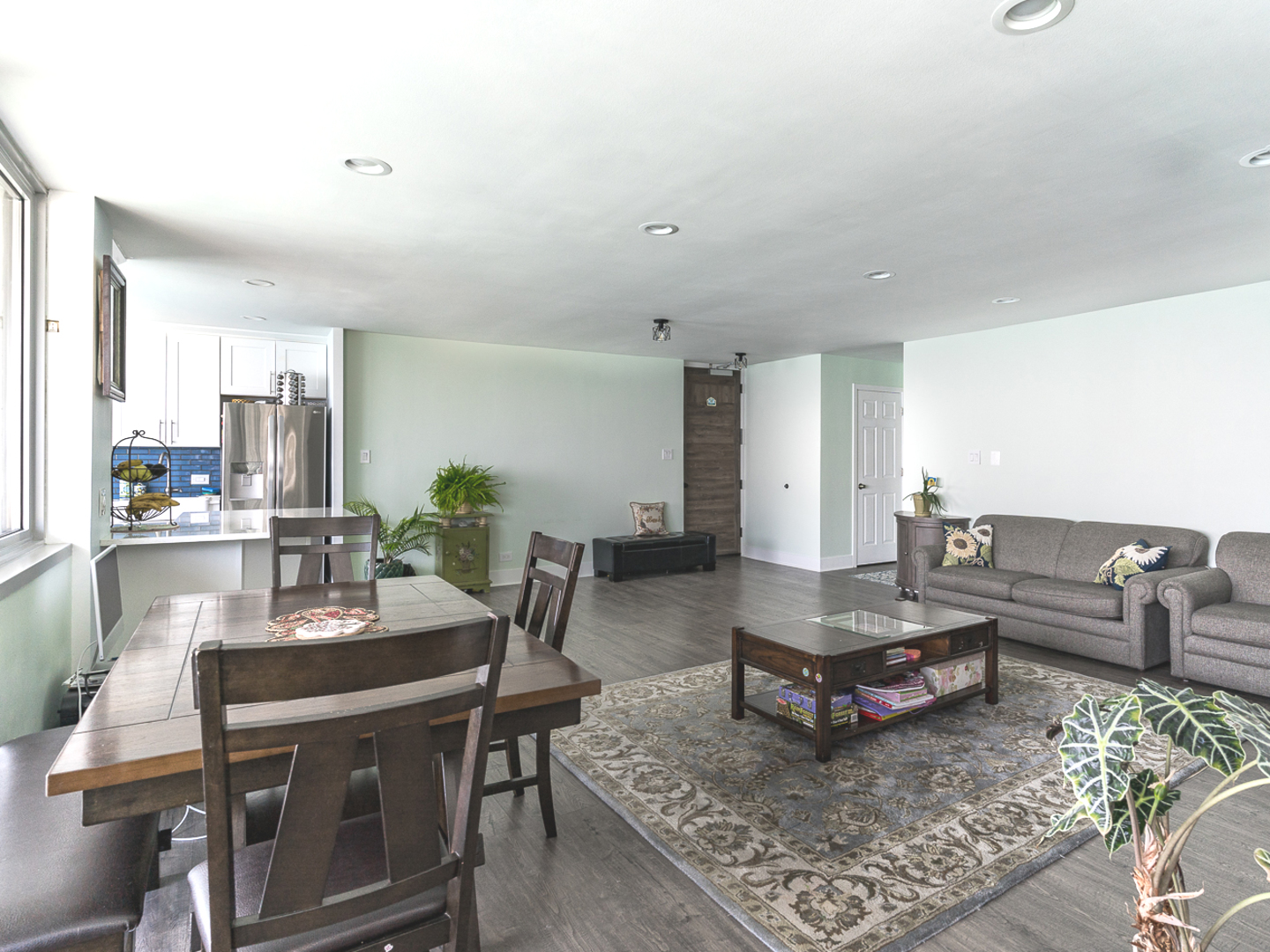6147 North Sheridan Road, Unit 30B Chicago, IL 60660 - Photo 5 of 22