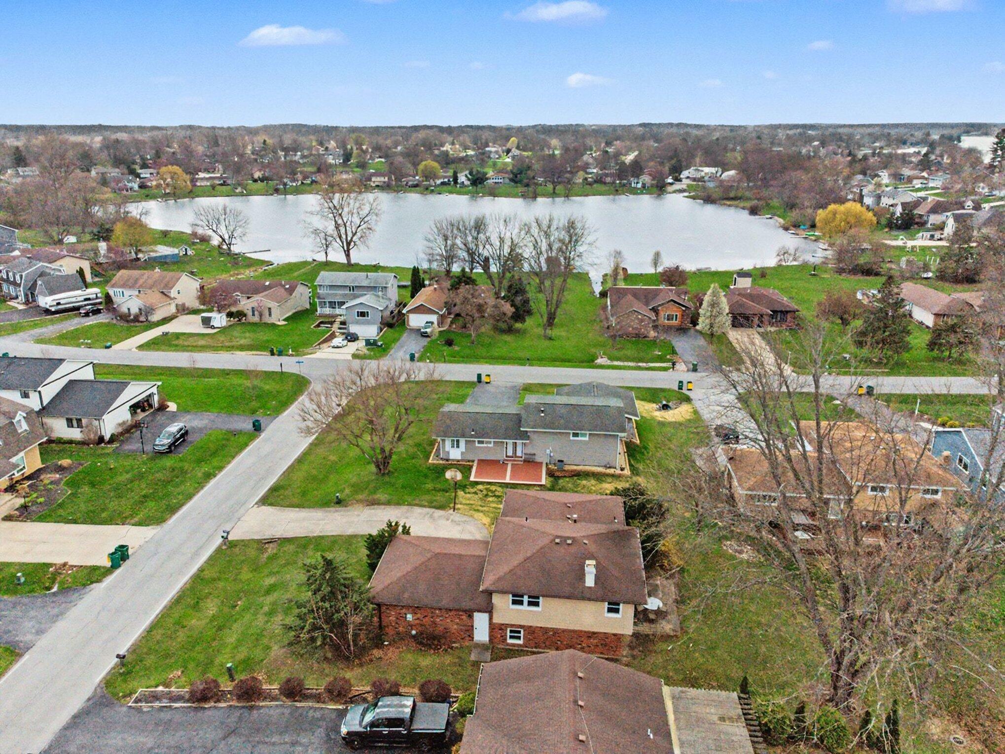 1379 Leeward Road Crown Point, IN 46307 - Photo 28 of 36 2038x1529