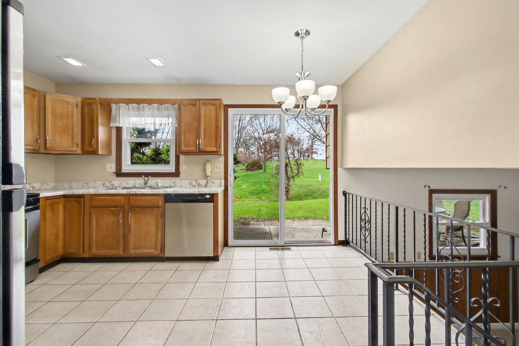 1379 Leeward Road Crown Point, IN 46307 - Photo 9 of 36 2038x1359