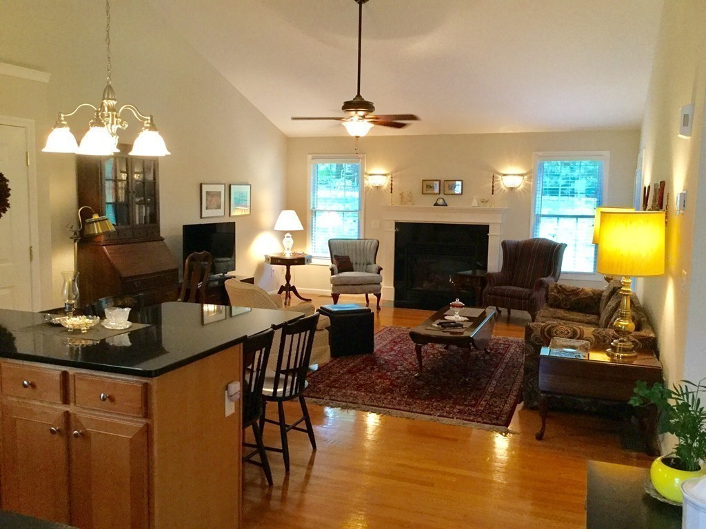 204 Russell Road, Unit K Westfield, MA 01085 - Photo 11 of 29 Gallery Image 11