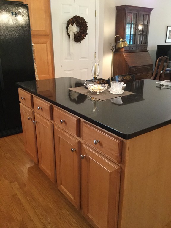 204 Russell Road, Unit K Westfield, MA 01085 - Photo 10 of 29 Gallery Image 10