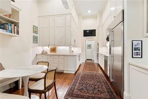 $1,200,000 | 225 Girod Street, Unit 202, New Orleans, LA 70130