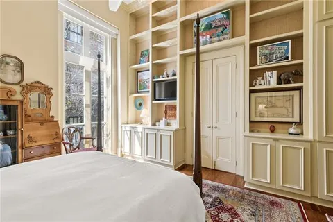 $1,200,000 | 225 Girod Street, Unit 202, New Orleans, LA 70130